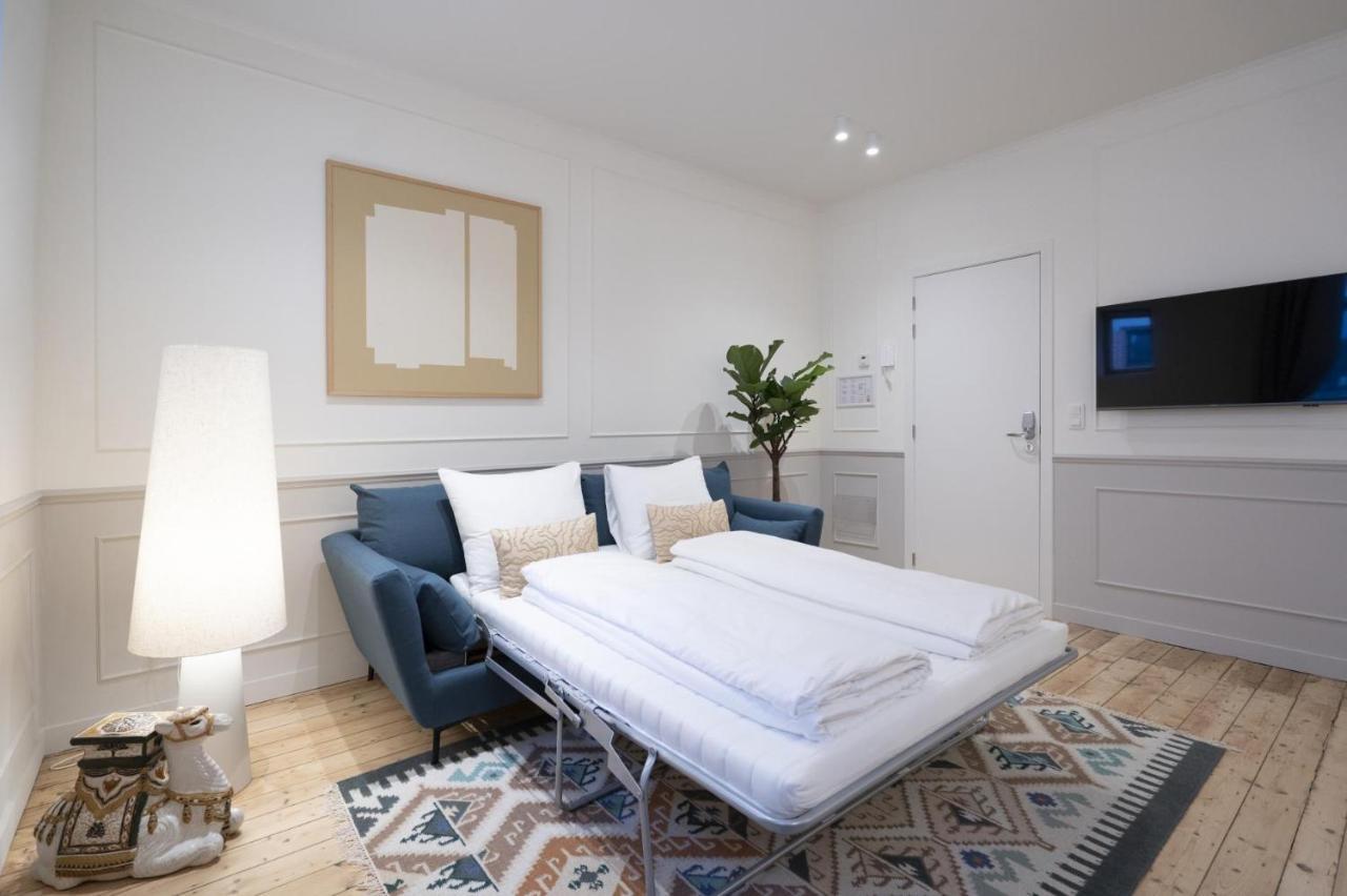 Shway Le Pierre Apartment Антверпен Екстериор снимка